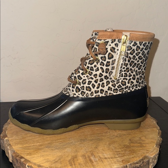 Sperry *NWOB* Women's Saltwater Animal Print All-Weather Boots - Picture 9 of 13